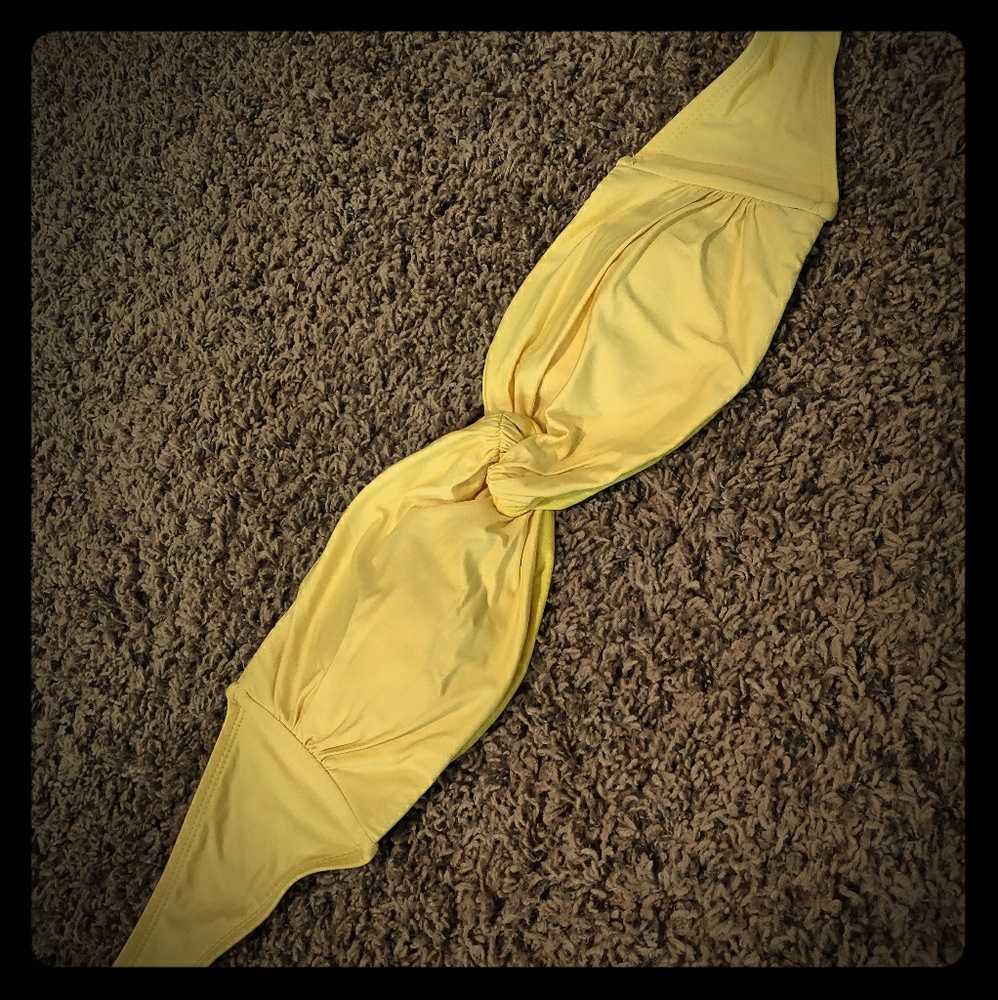 Bakini top (yellow)